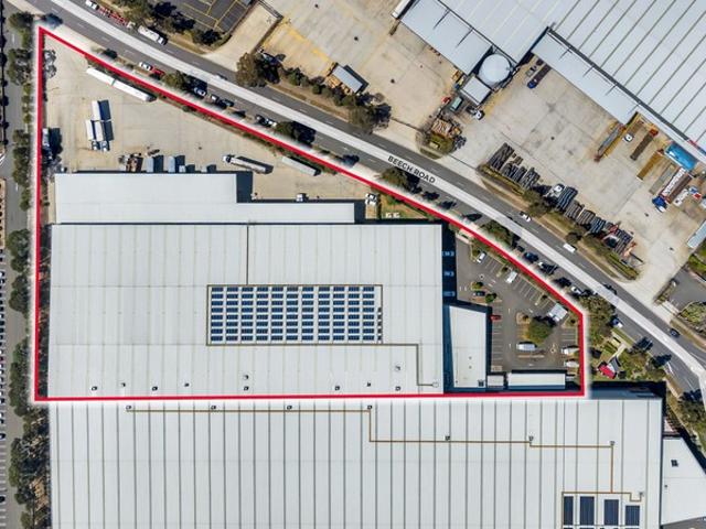 Warehouse for rent in Casula, Sydney