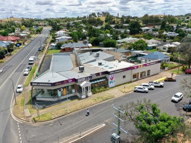 Retail for rent in Parkes, New South Wales