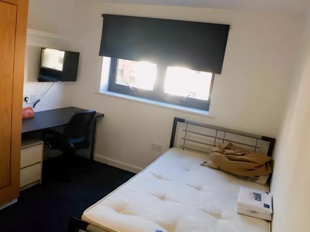 Room for rent in Elmfield, Leicestershire