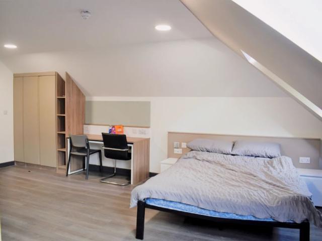 Studio for rent in Woodhouse, West Yorkshire