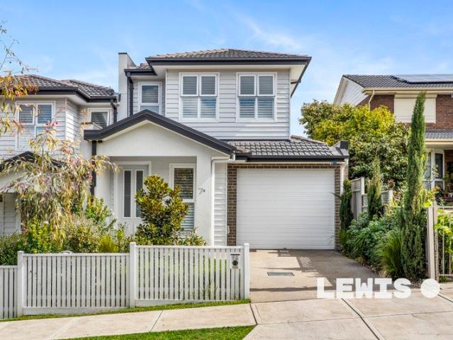 House for sale in Strathmore Heights, Melbourne