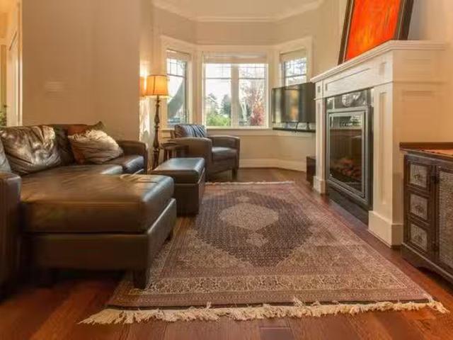 Apartment for rent in Victoria, British Columbia