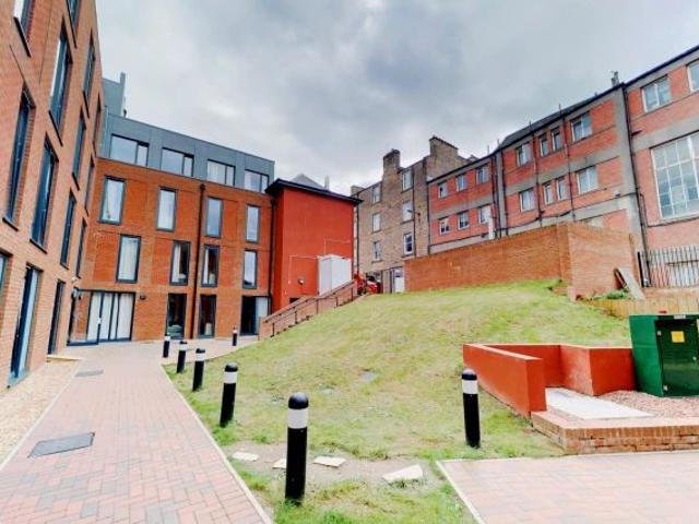 Studio for rent in Gorgie/Dalry, Scotland