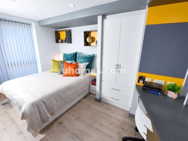 Studio for rent in Highfields, Old Wharf