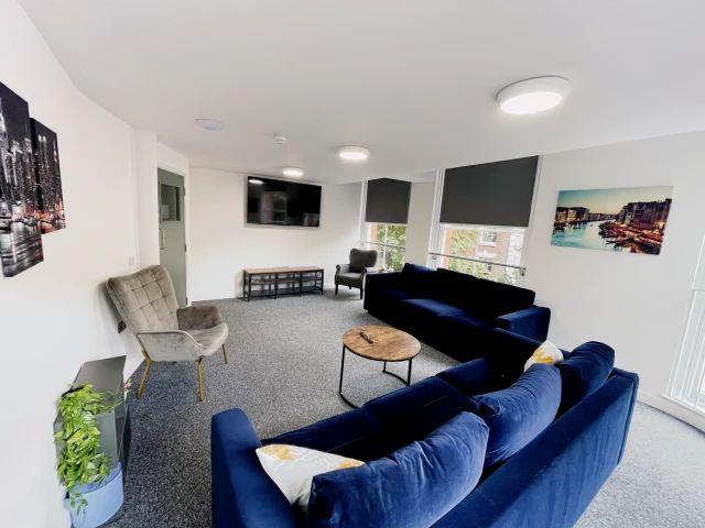 Studio for rent in St Ann's, Haddon
