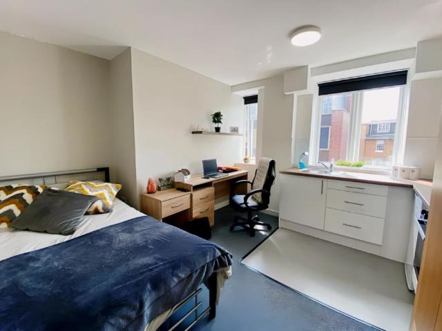 Studio for rent in Highfields, Old Wharf