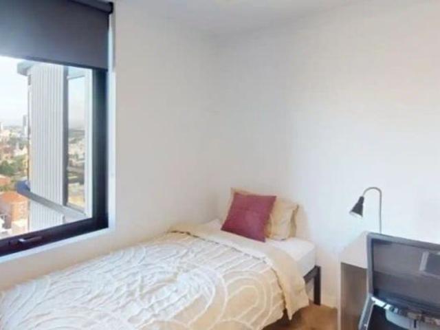 Room for rent in Cockburn, Western Australia