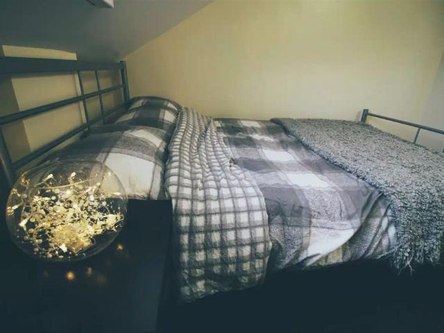Studio for rent in Elmfield, Leicestershire