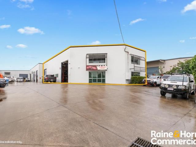Warehouse for rent in Toombul, Queensland