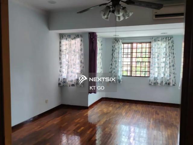 Residential House for sale in Petaling, Subang Jaya