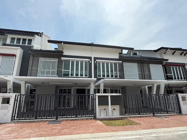 Terraced House for rent in Tanjong Sepat, Selangor