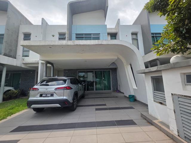 Terraced House for sale in Tanjong Sepat, Selangor