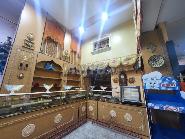 Local commercial vente à Anfa, Gharb-Chrarda-Beni Hssen