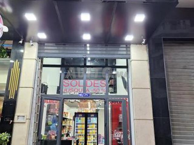 Local commercial vente à Anfa, Gharb-Chrarda-Beni Hssen