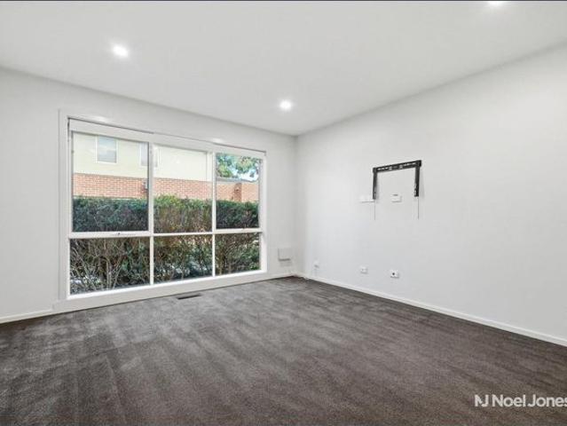 Townhouse for rent in Camerons Creek, Victoria