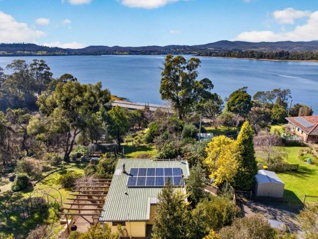 House for sale in Robigana, Tasmania