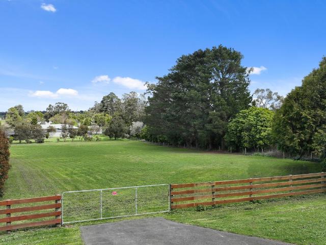 Land for sale in Drouin, Victoria