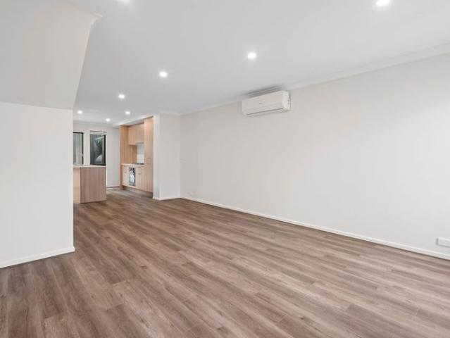 Townhouse for rent in Camerons Creek, Victoria