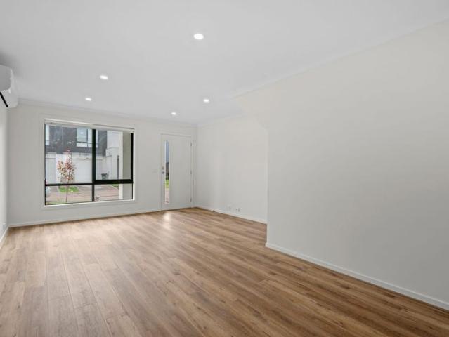 Townhouse for rent in Camerons Creek, Victoria