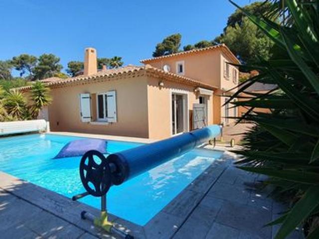 Villa vente à Arrondissement de Toulon, Carqueiranne