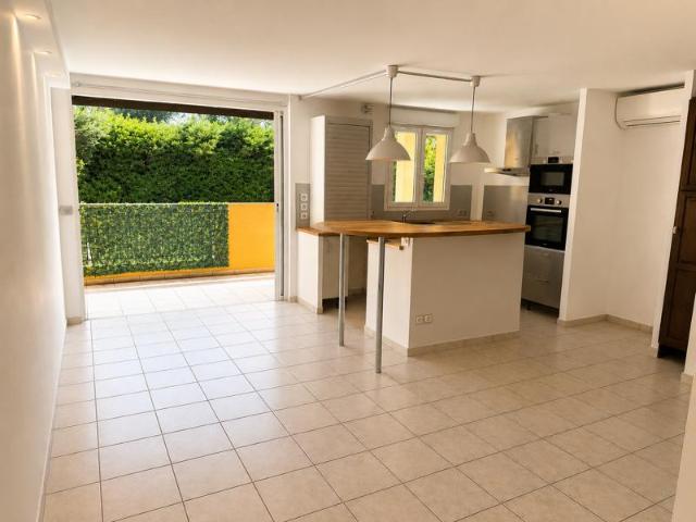 Appartement vente à Arrondissement de Toulon, Le Lavandou