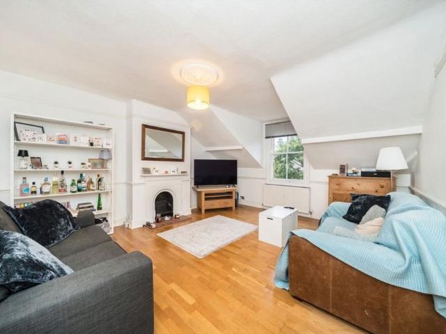 Apartment for rent in Royal Borough of Kingston upon Thames, Greater London
