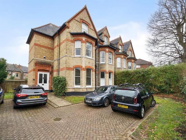 Apartment for rent in Royal Borough of Kingston upon Thames, Greater London