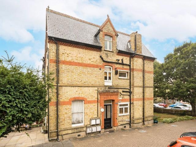 Apartment for rent in Royal Borough of Kingston upon Thames, Greater London