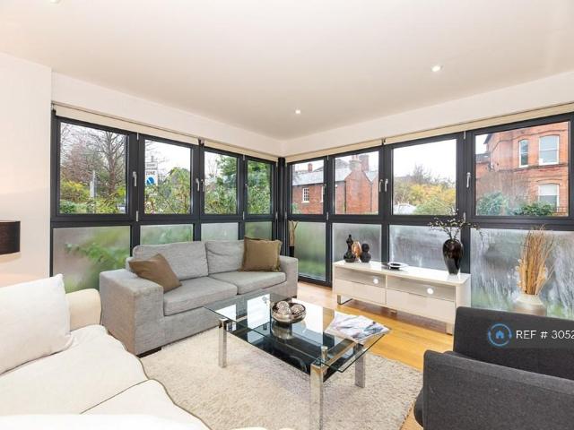 Apartment for rent in Royal Borough of Kingston upon Thames, Greater London