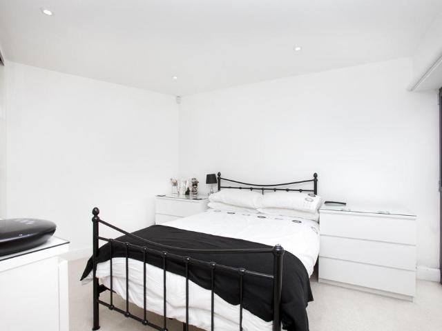 Apartment for rent in Surbiton, Greater London