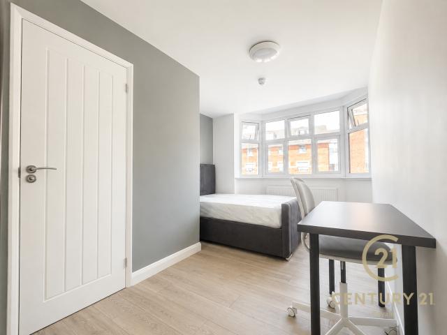 House for rent in Surbiton, Greater London