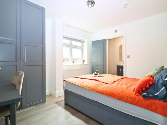 Room for rent in Royal Borough of Kingston upon Thames, Greater London