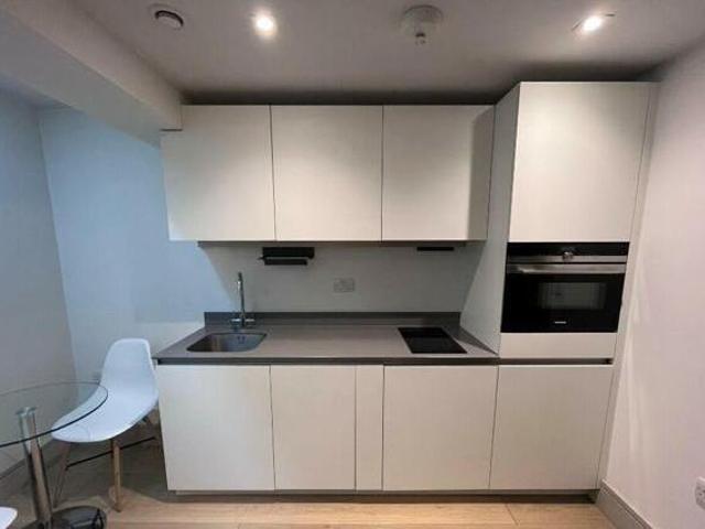 House for rent in Blackhills, Surrey