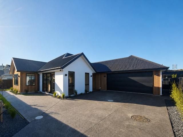 House for rent in Chaslands, Canterbury