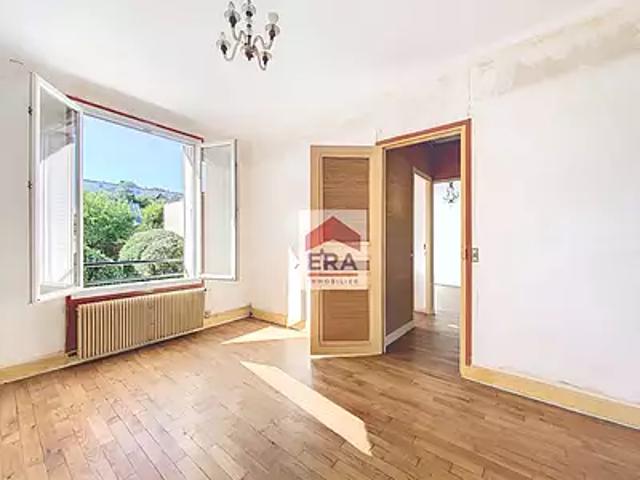 Maison vente à Nanterre, Suresnes