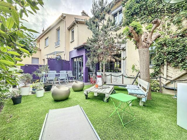 Maison vente à Suresnes, Quartier Centre-Ville