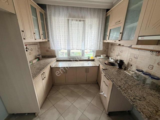 Süreyyaplajı, Maltepe içerisinde kiralık mülk
