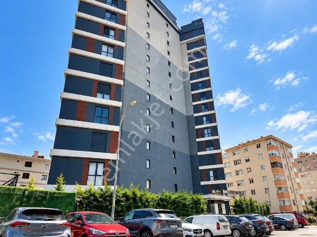Süreyyaplajı, Maltepe içerisinde kiralık mülk
