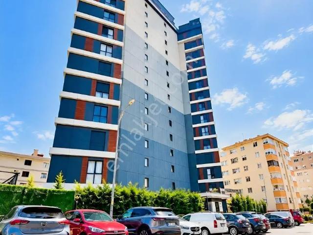 Süreyyaplajı, Maltepe içerisinde satılık mülk