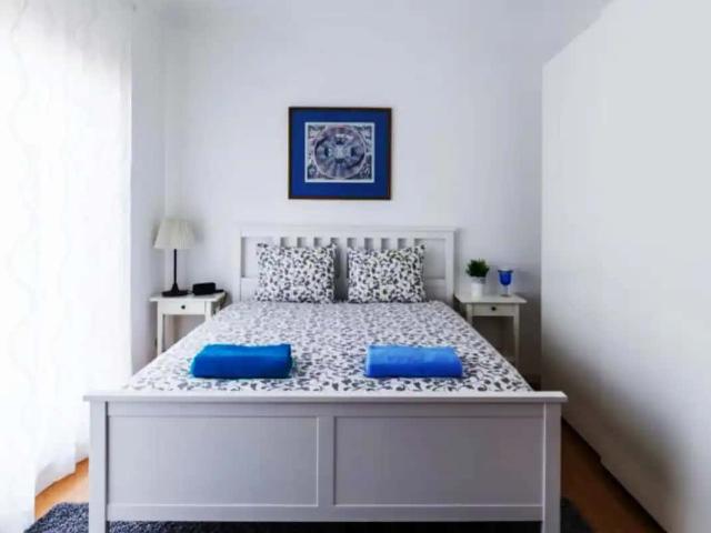 Quarto alugar em Basílio Teles, Porto