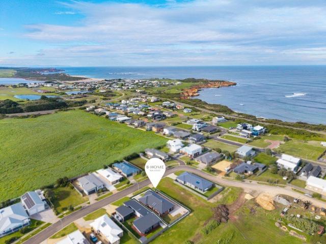 House for sale in Peterborough, Victoria