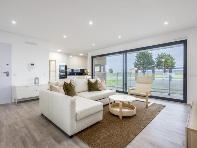 Apartamento alugar em Consolação, Peniche