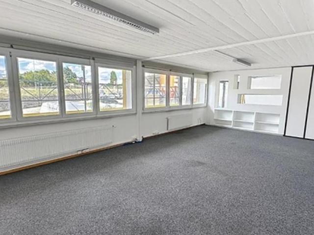 Büro mieten in Ecublens, District de l'Ouest lausannois