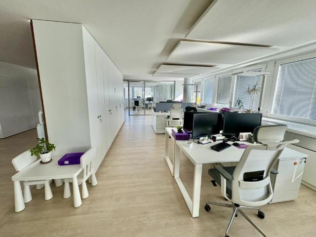 Büro mieten in Bussigny-près-Lausanne, Waadt