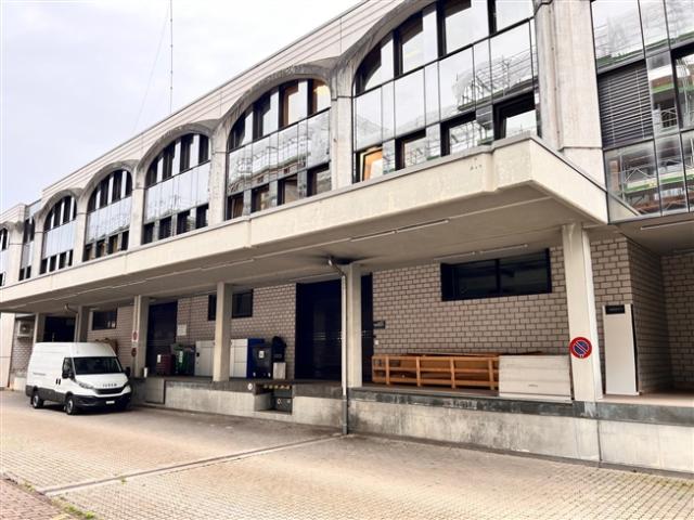Büro mieten in Crissier, Waadt