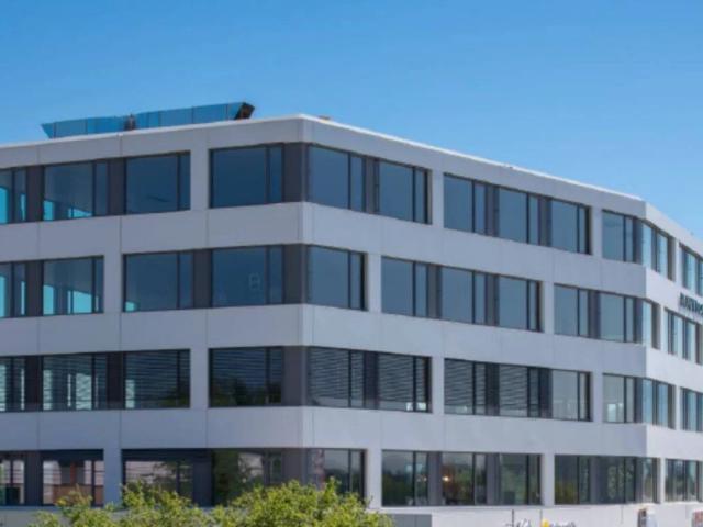 Büro kaufen in Meyrin