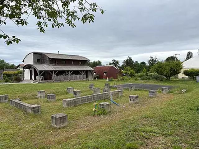 Terrain vente à Le Château, Surgères