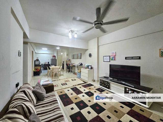 Condominium for sale in Petaling, Alam Impian