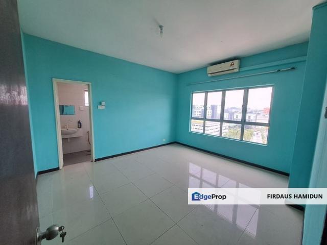 Condominium for sale in Petaling, Alam Impian