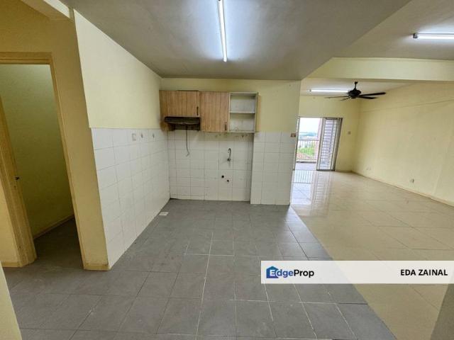 Condominium for sale in Petaling, Alam Impian